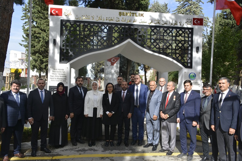 Merkez Asker Şehitliği İl Özel İdaresi Tarafından Yenilendi